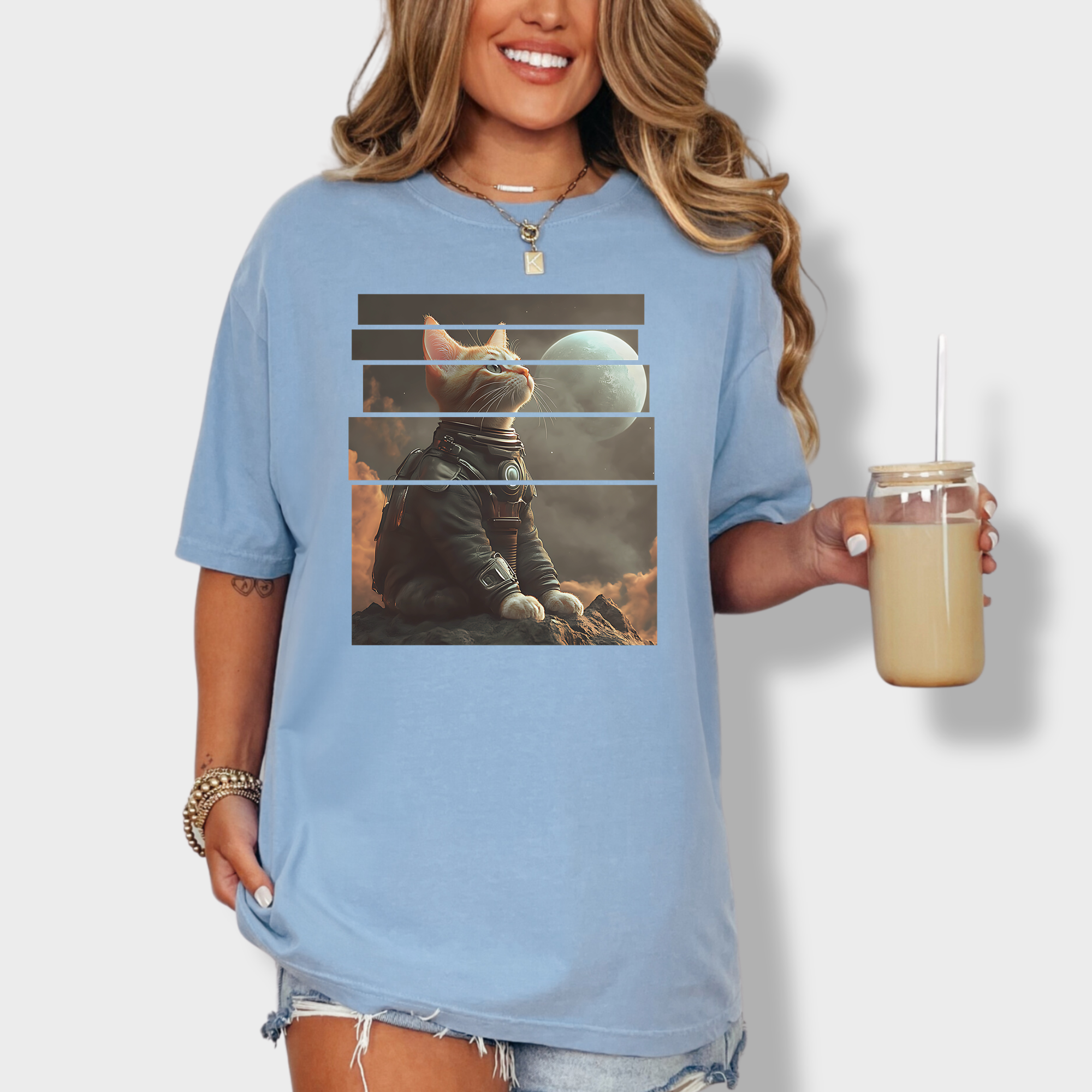 Vintage Cute Cat In Space Graphic T-Shirt in Washed Denim