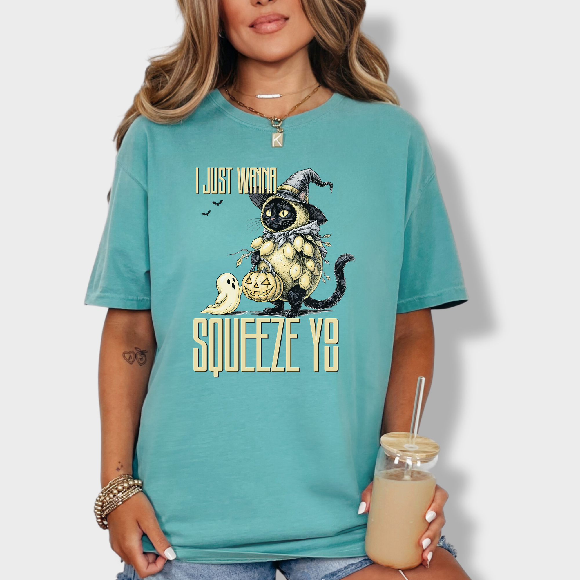 Line Art I Just Wanna Squeeze You Lemon Trick-or-Treater Cat Graphic Comfort Colors T-Shirt in Seafoam-T-Shirt-Seafoam-Fetch N Found