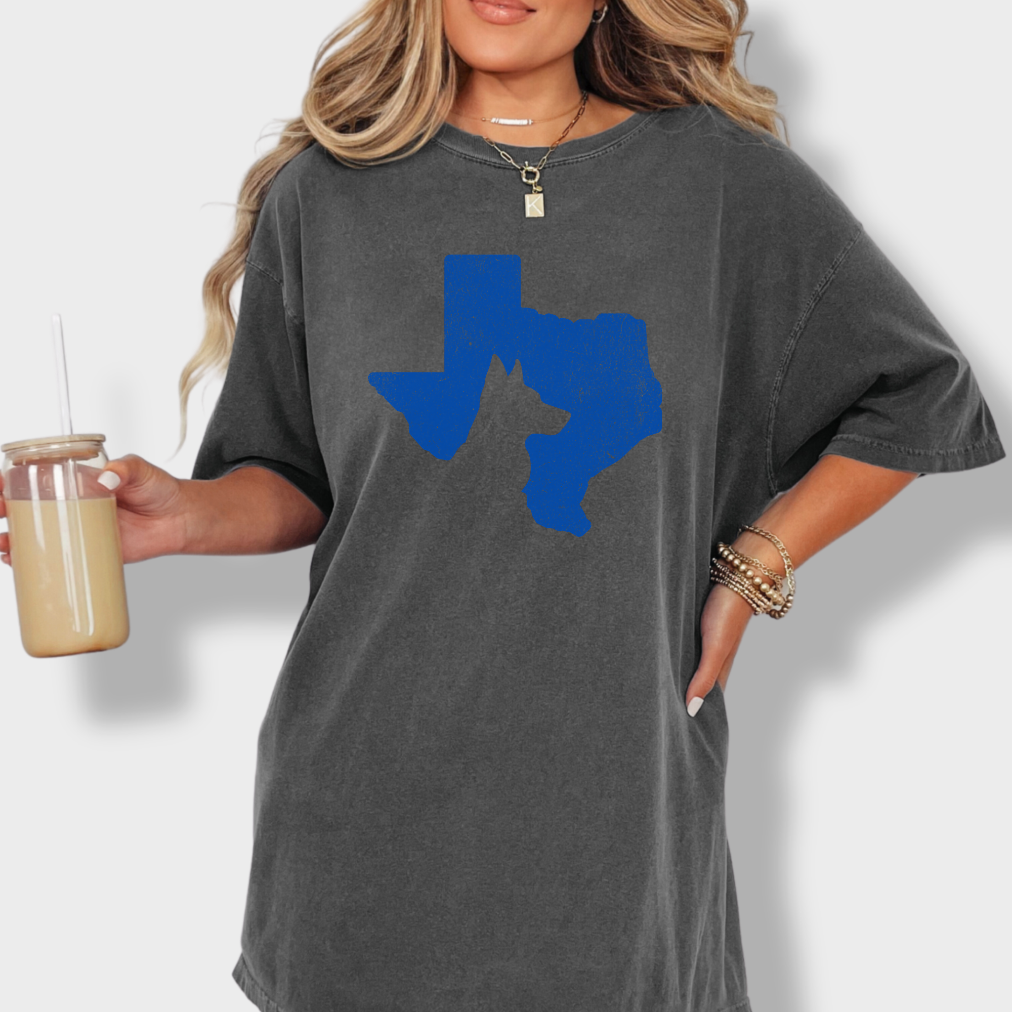 Minimalist Texas State Dog Lover Dog Graphic Comfort Colors T-Shirt in Pepper-T-Shirt-Pepper-Fetch N Found