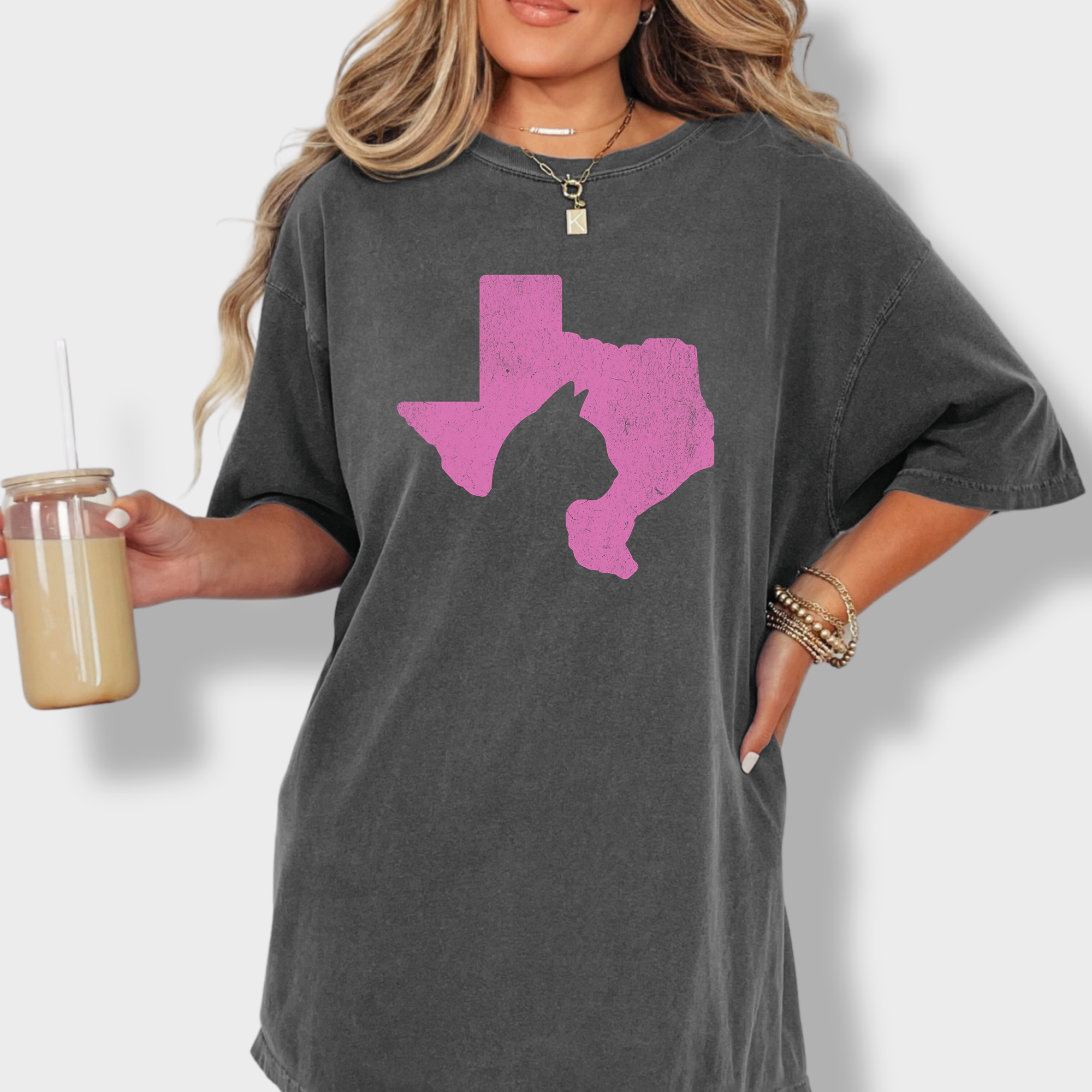 Minimalist Texas State Cat Lover Cat Graphic Comfort Colors T-Shirt in Pepper-T-Shirt-Pepper-Fetch N Found