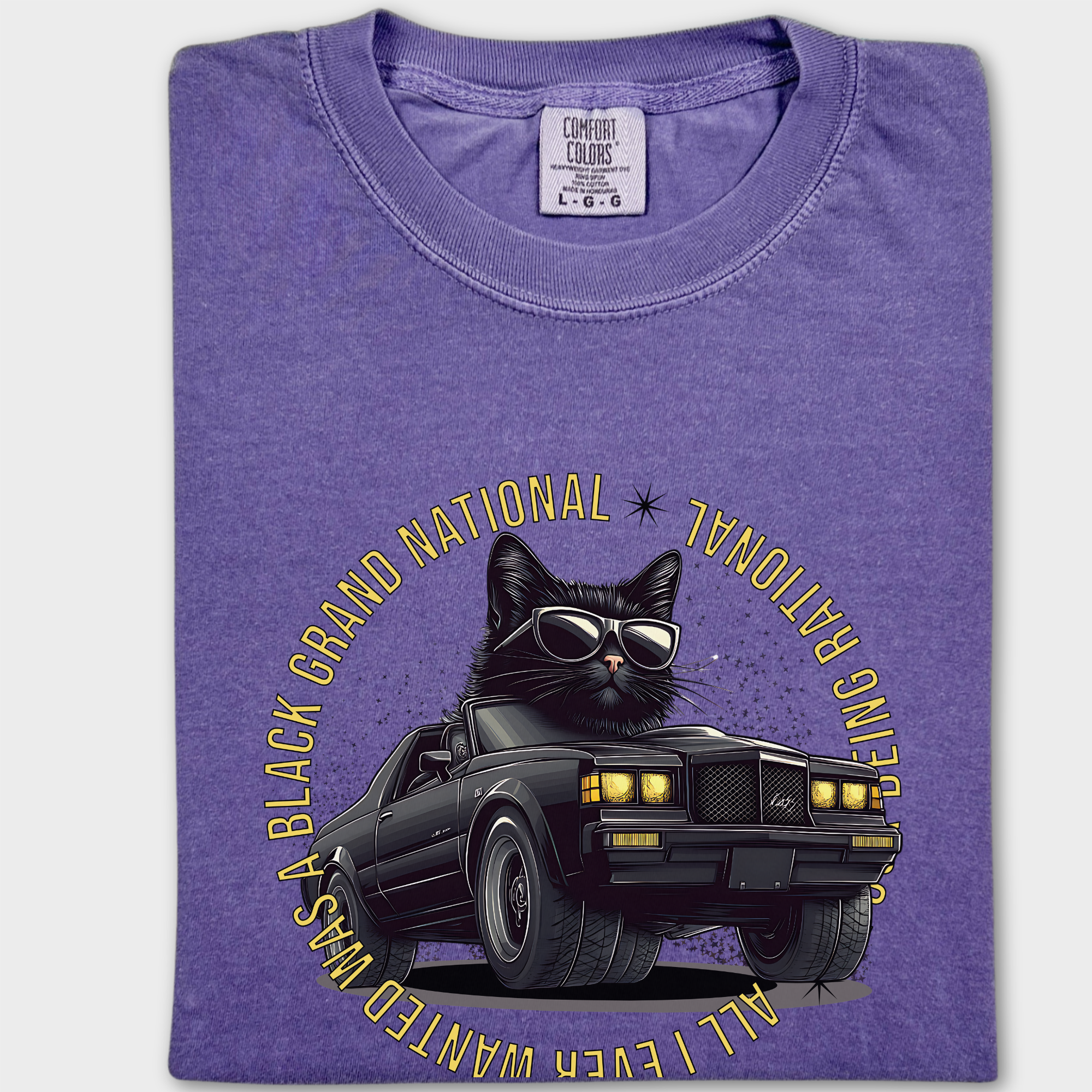 Retro Cute Cat Graphic Black Grand National T-Shirt in Grape