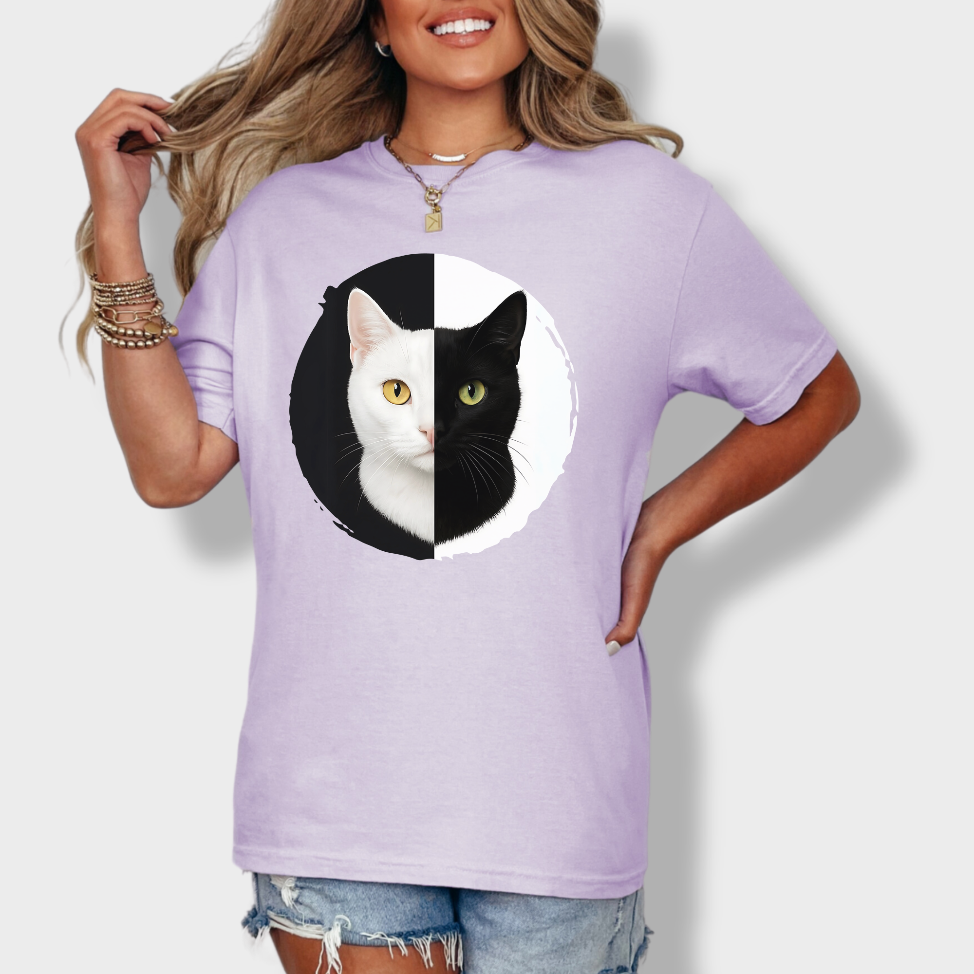 Retro Black and White Cat Head Cat Graphic Comfort Colors T-Shirt in Orchid-Fetch N Found