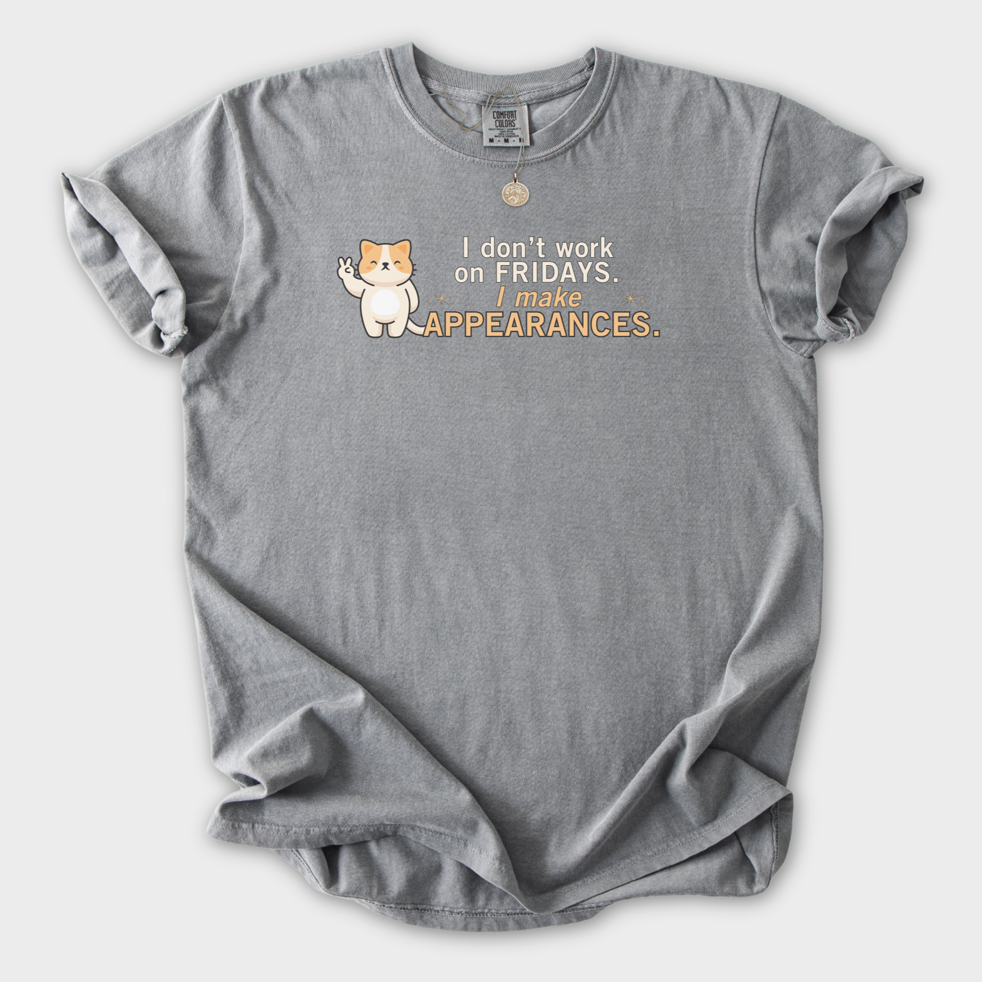 Retro I Don't Work on Fridays Cat Graphic Comfort Colors T-Shirt in Grey