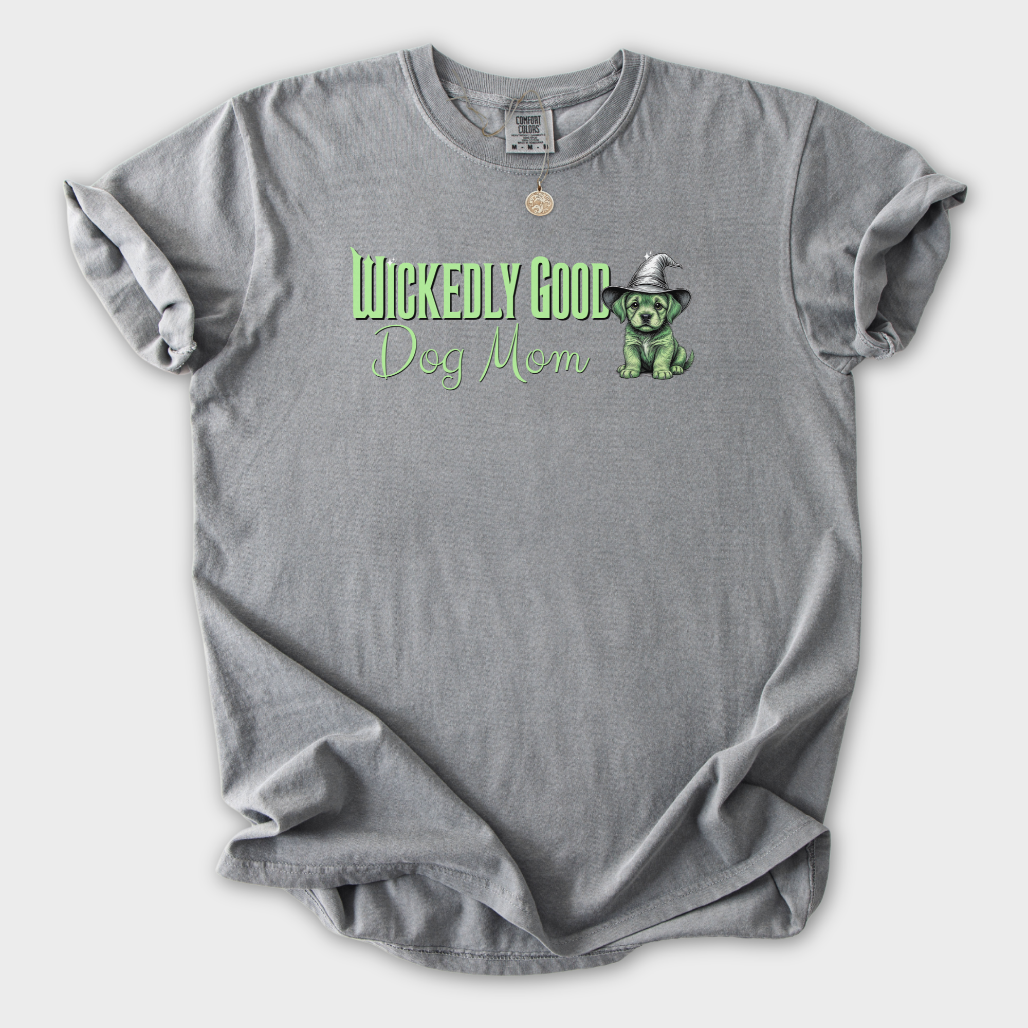 Movie-Inspired Green Wickedly Good Dog Mom Dog Graphic Comfort Colors T-Shirt in Gray