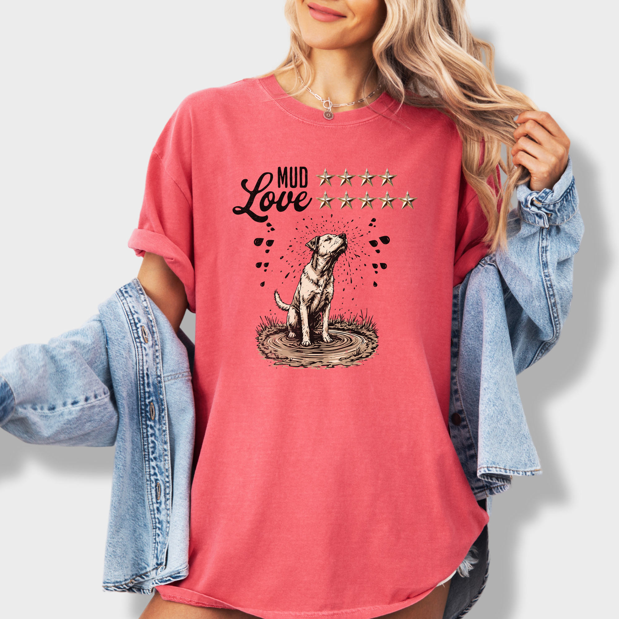 Funny dog-themed graphic tee with a yellow Labrador covered in mud, rated 4 stars for mud and 5 stars for love.