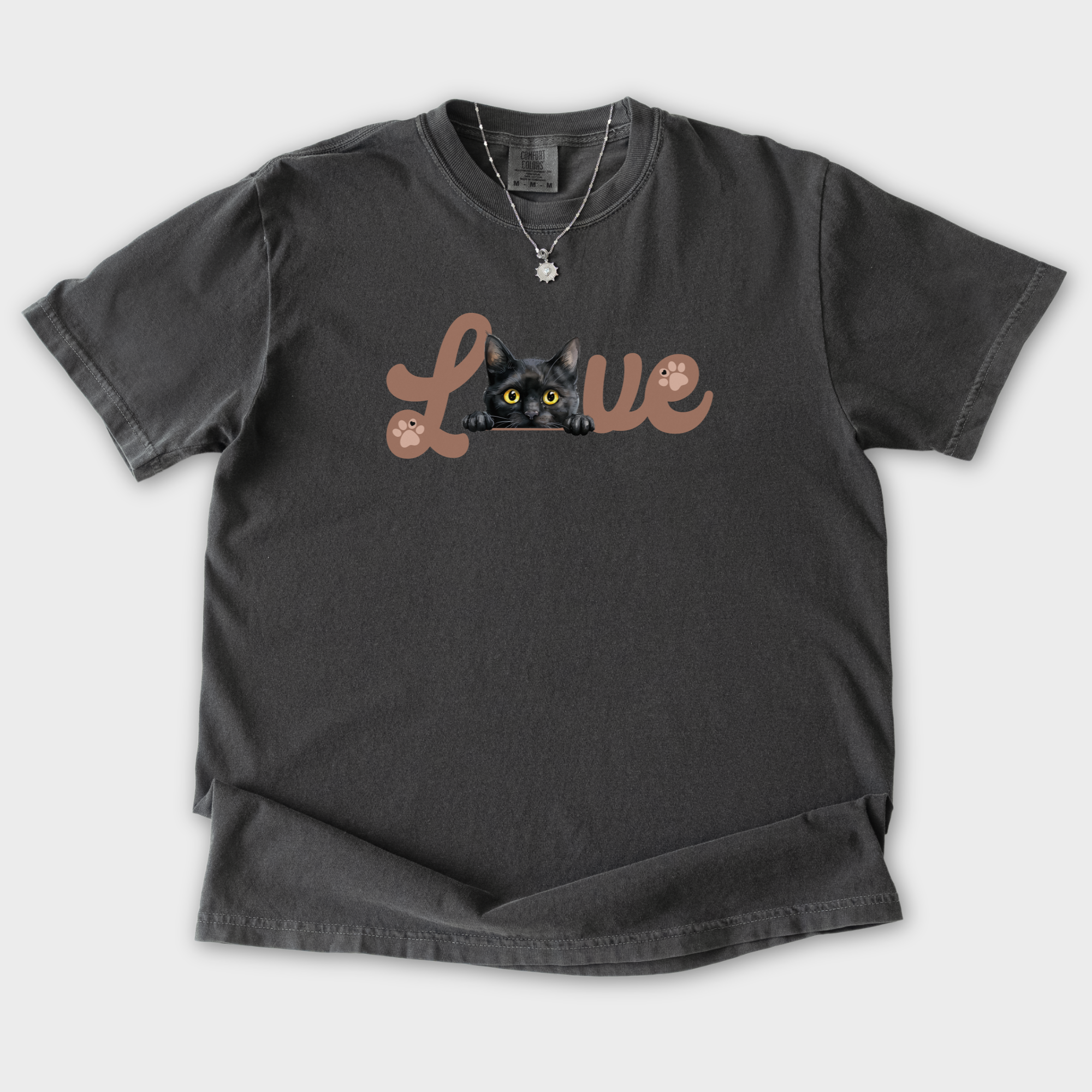 Retro Cute Black L-O-V-E Cat Minimalist in Pepper