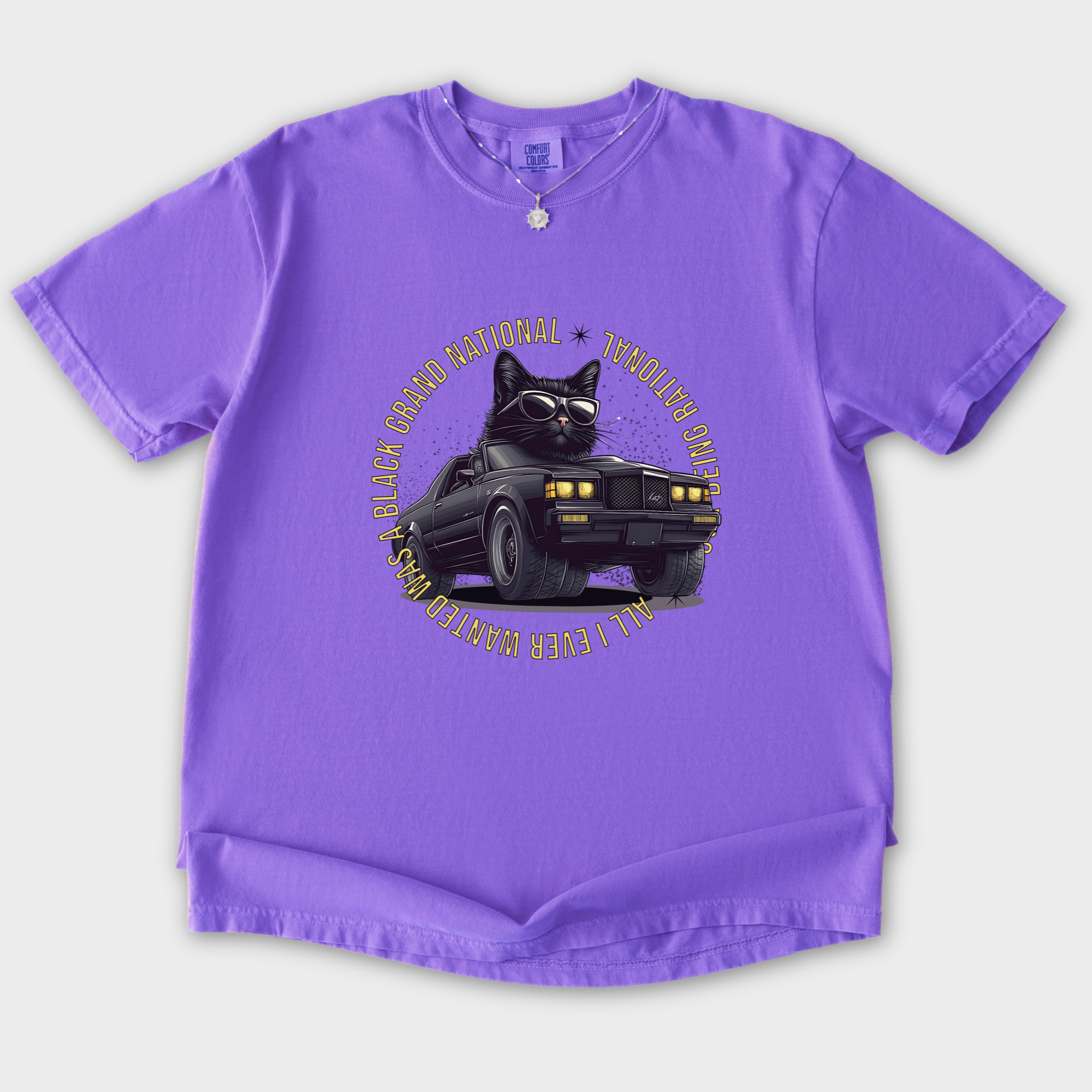 Retro Cute Cat Graphic Black Grand National T-Shirt in Violet