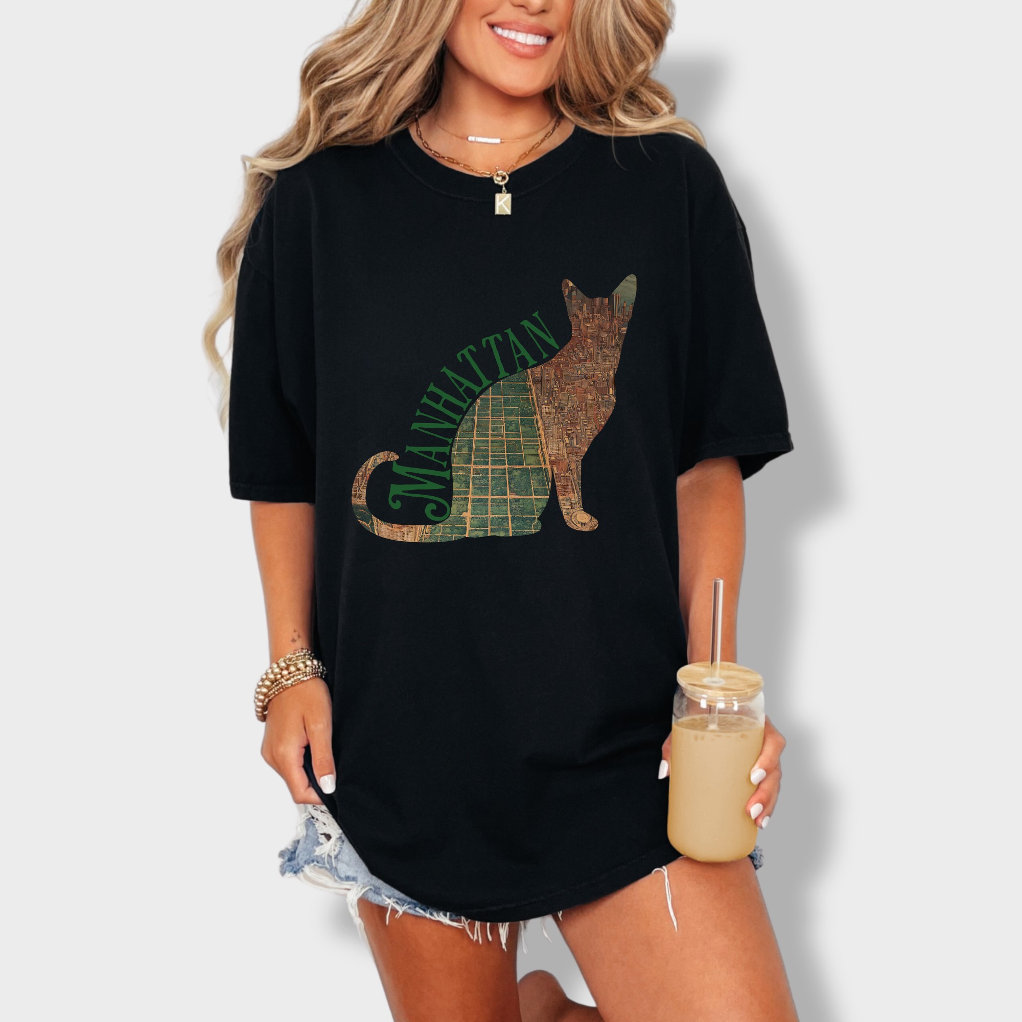 manhattan-central-park-cat-map-t-shirt-in-black - Black Lifestyle Female Model